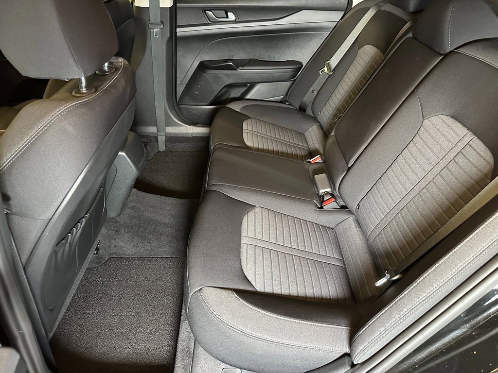 Used 2025 Kia K5 LXS image 21