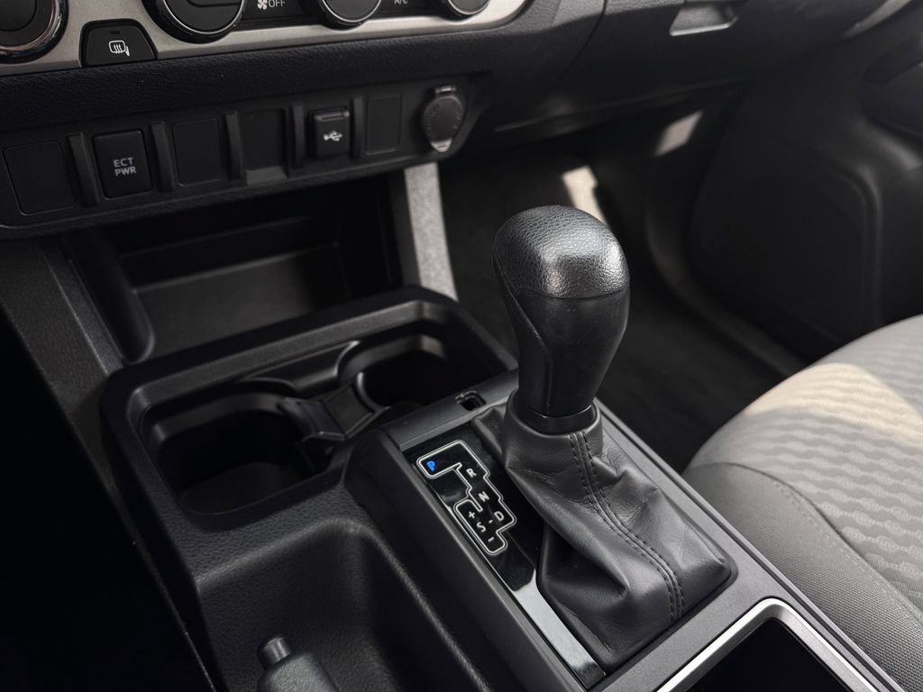 Used 2023 Toyota Tacoma SR AWD/4WD image 19