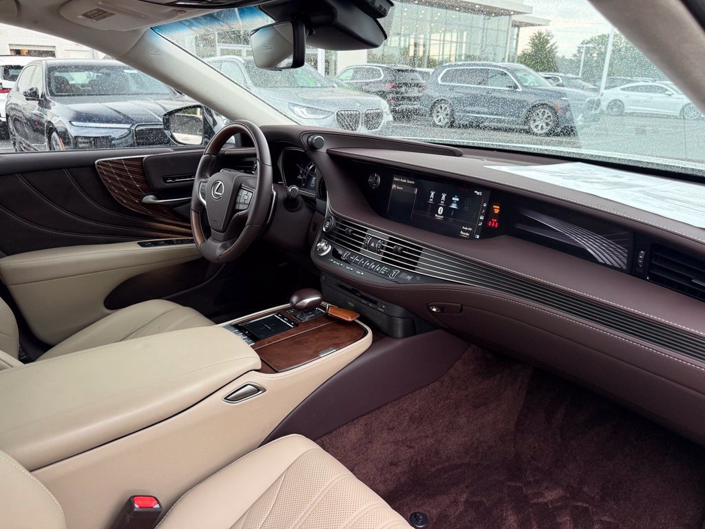 Used 2018 Lexus LS 500 AWD w/ Interior Upgrade Package image 17