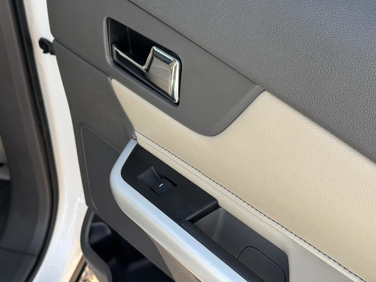 Used 2012 Ford Edge Limited FWD image 53