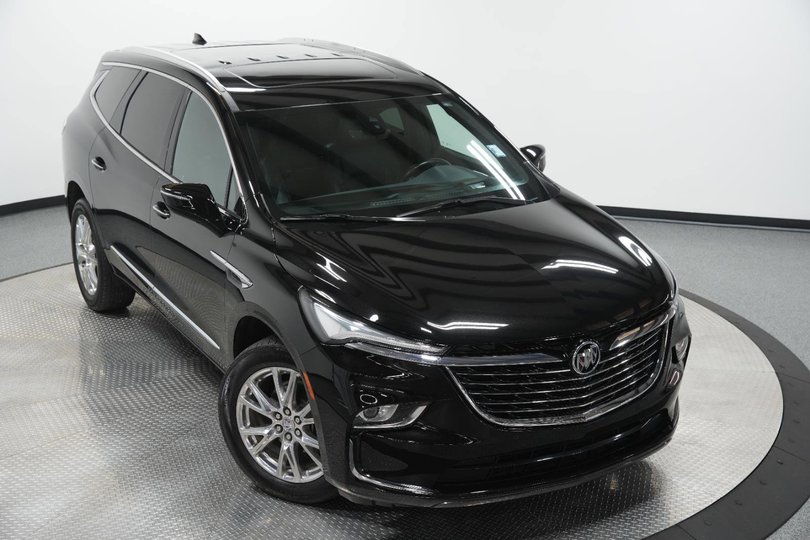 Used 2024 Buick Enclave Premium w/ Experience Buick Package image 44