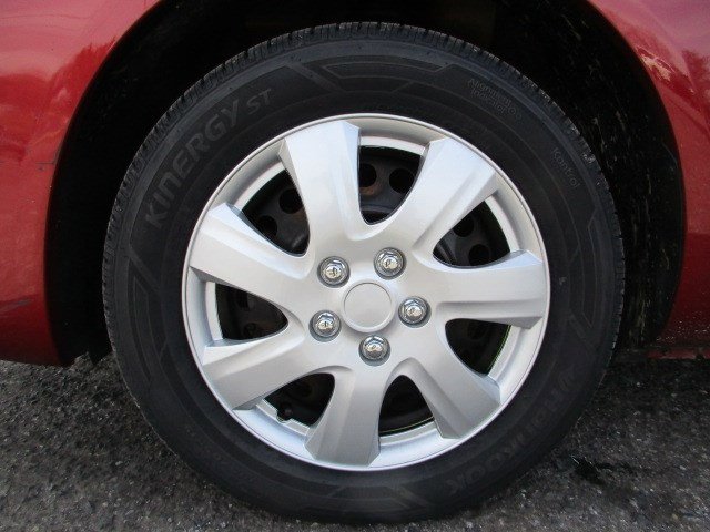 Used 2019 Nissan Versa SV image 12