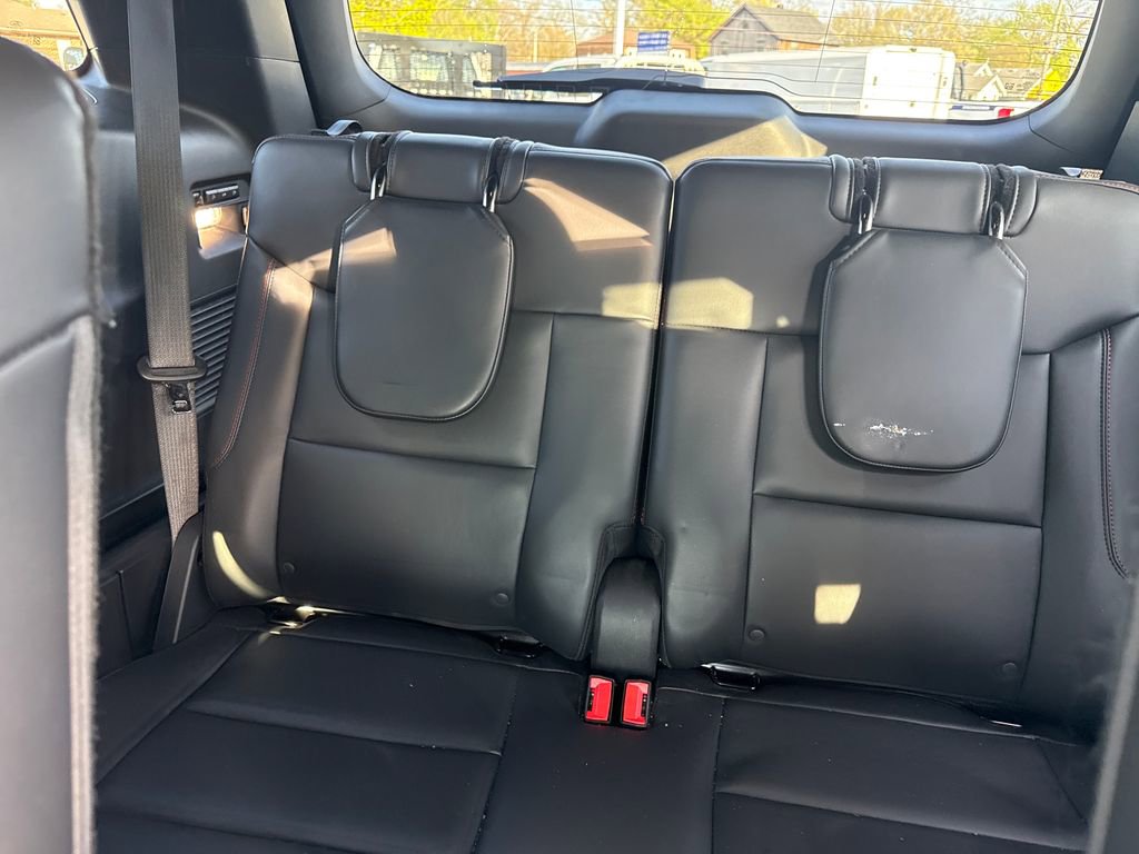 Used 2025 Ford Explorer ST-Line w/ Premium Package image 23