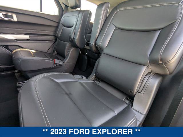 Certified 2023 Ford Explorer XLT w/ Equipment Group 202A RWD image 21