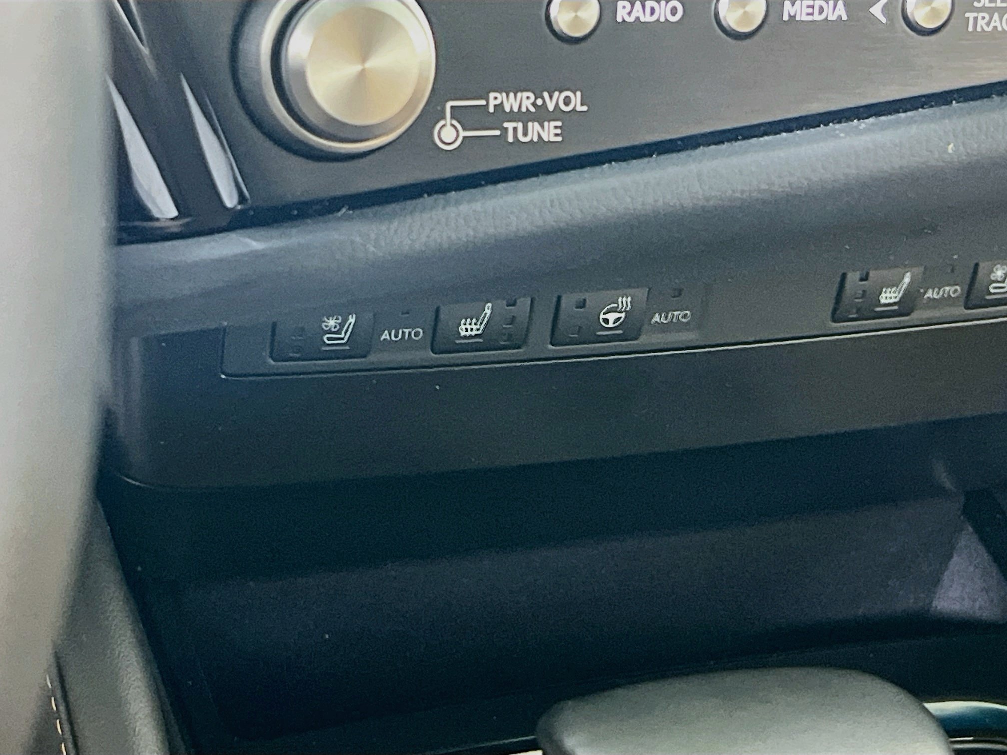 Used 2023 Lexus ES 350 w/ Premium Package FWD image 19
