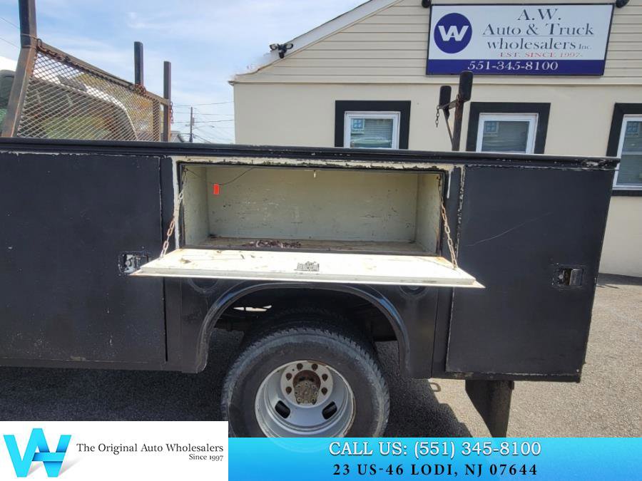 Used 2005 Ford F350 XL image 12