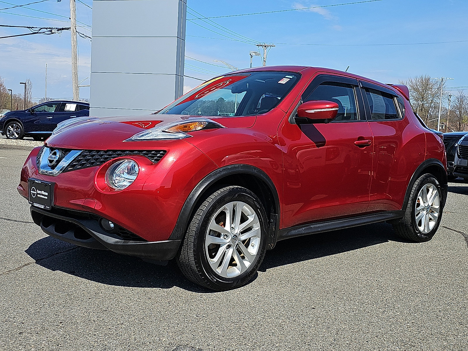 Used 2015 Nissan Juke SL image 3