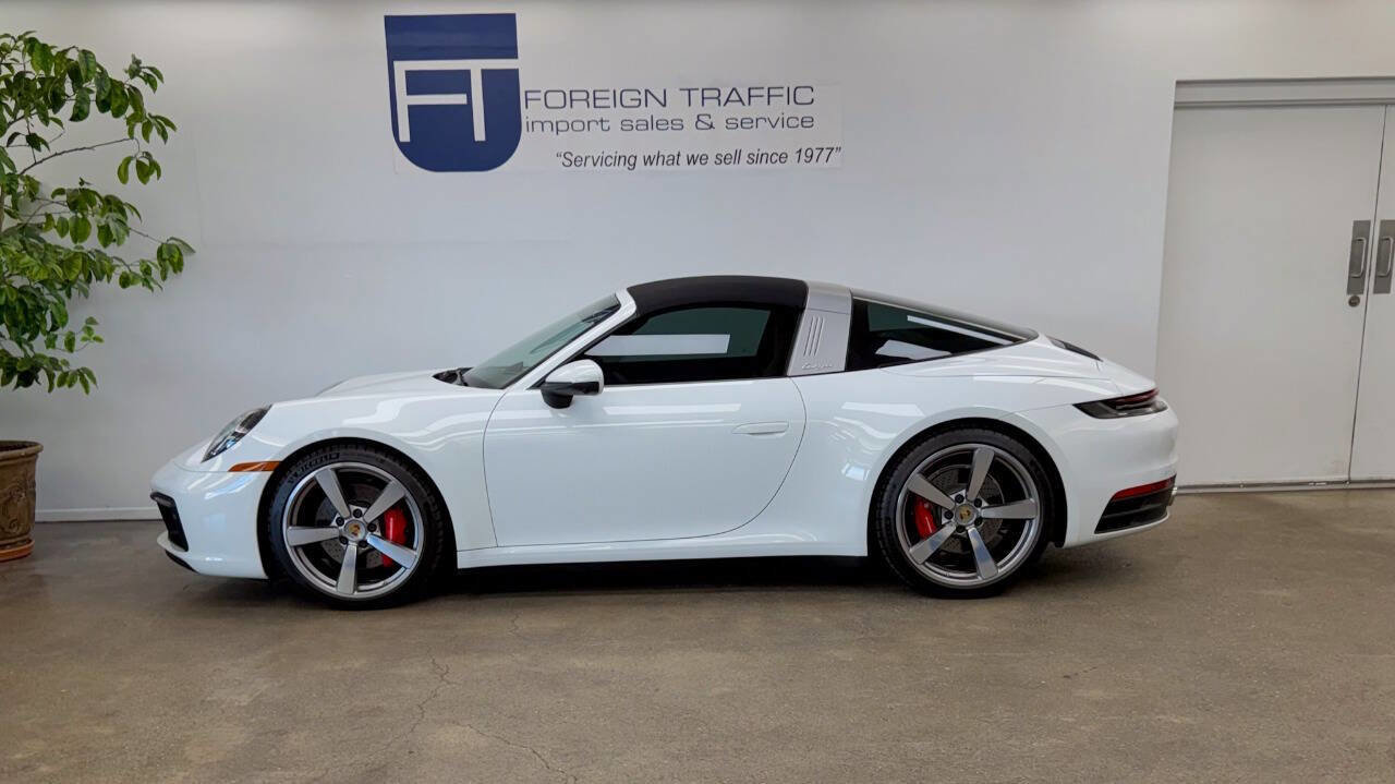 Used 2024 Porsche 911 Targa 4S w/ Premium Package image 16