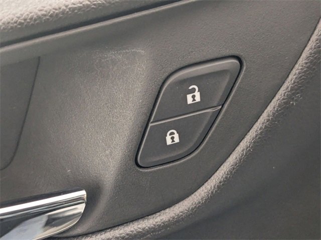 Certified 2025 Chevrolet Trax LT w/ LT Convenience Package image 11