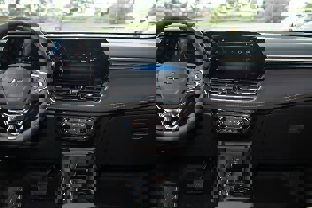 Used 2026 Chevrolet TrailBlazer ACTIV w/ Driver Confidence Package image 44