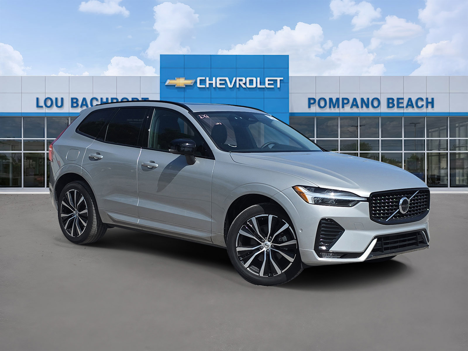 Used 2024 Volvo XC60 B5 Plus w/ Protection Package Premier AWD/4WD image 1