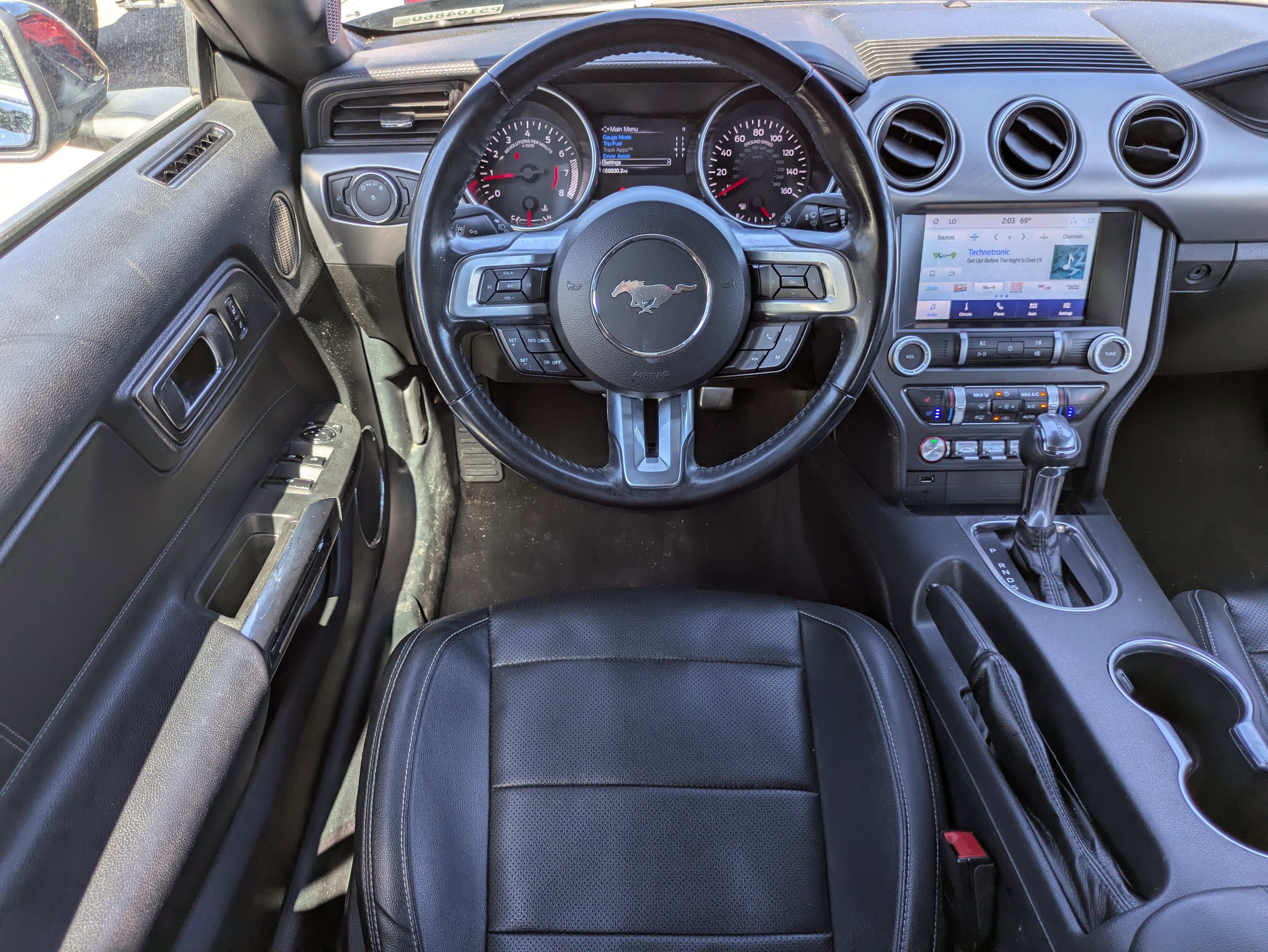Used 2023 Ford Mustang Premium image 4
