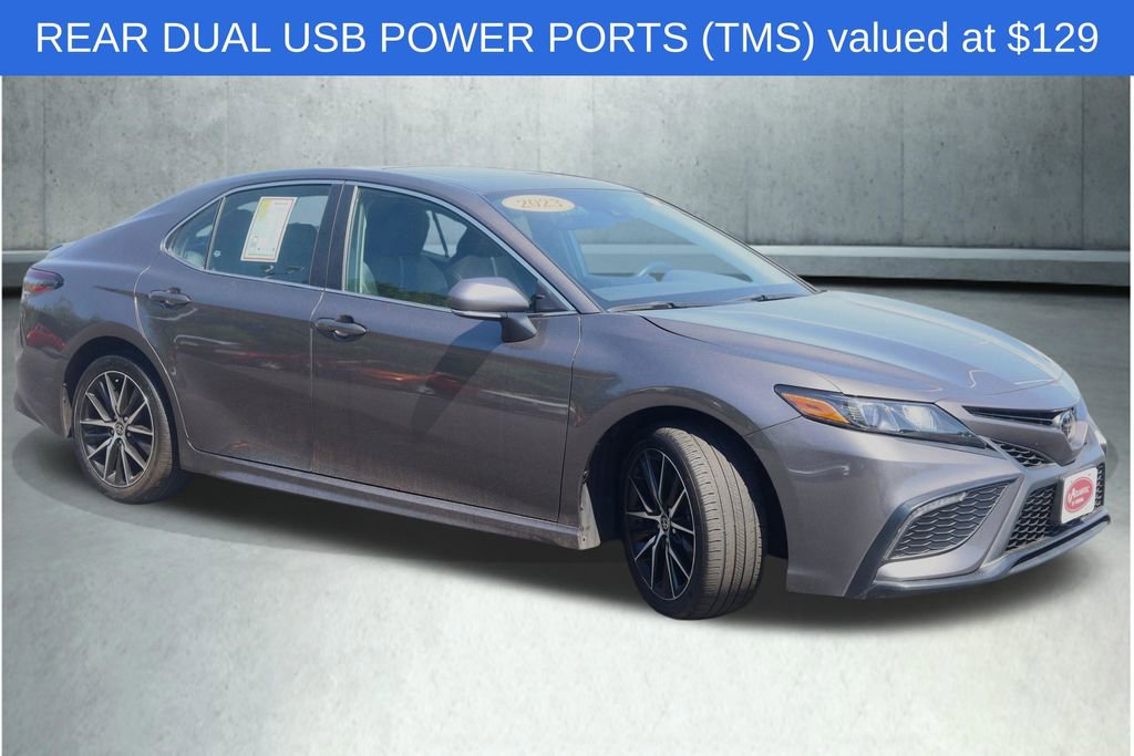 Used 2023 Toyota Camry SE w/ Cold Weather Package AWD/4WD image 9