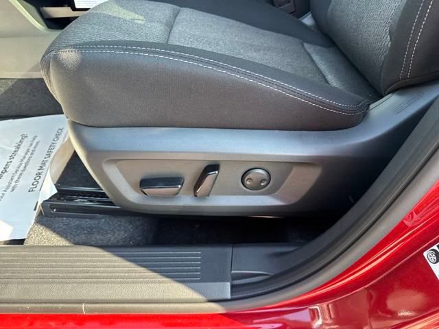 New 2026 Nissan Rogue SV image 10