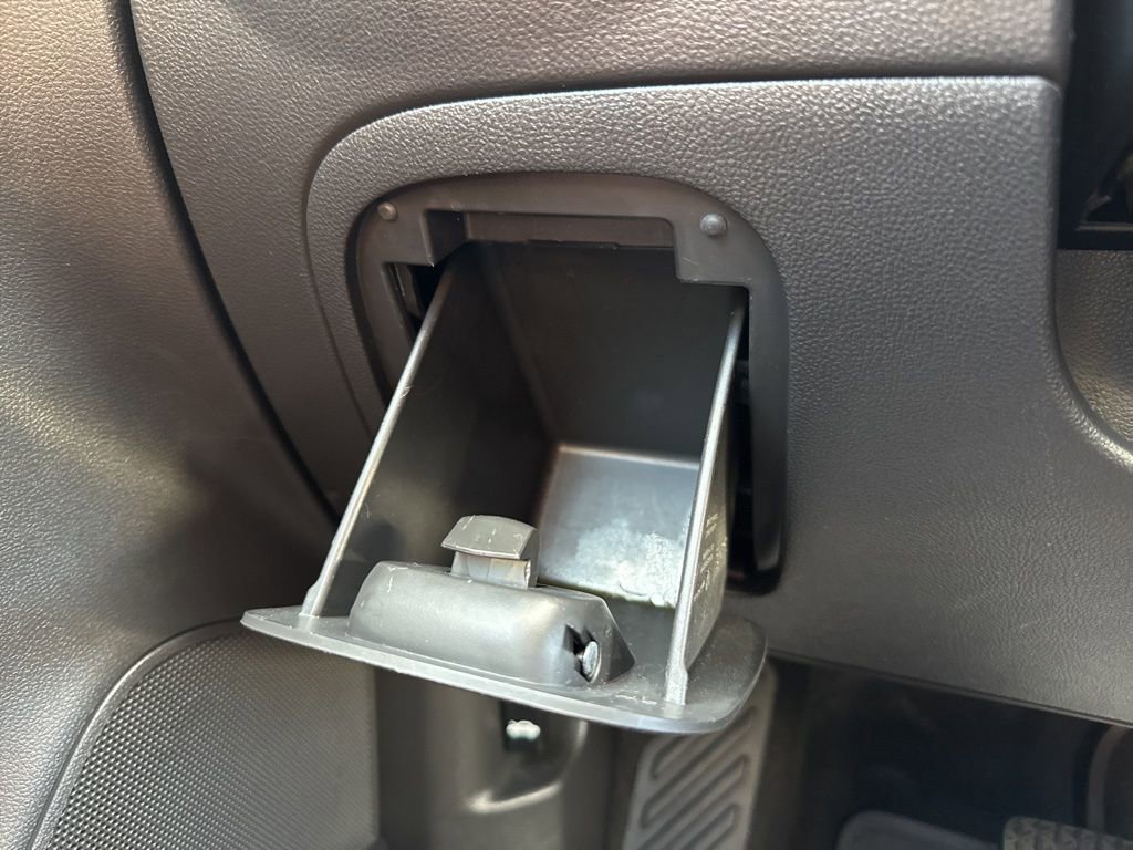 Certified 2022 Buick Encore Preferred w/ Safety Package image 18