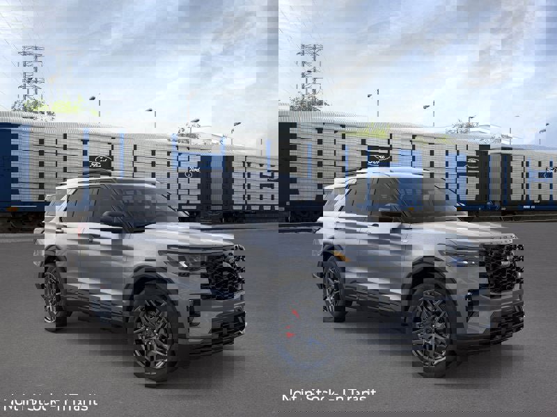 New 2026 Ford Explorer ST-Line image 7