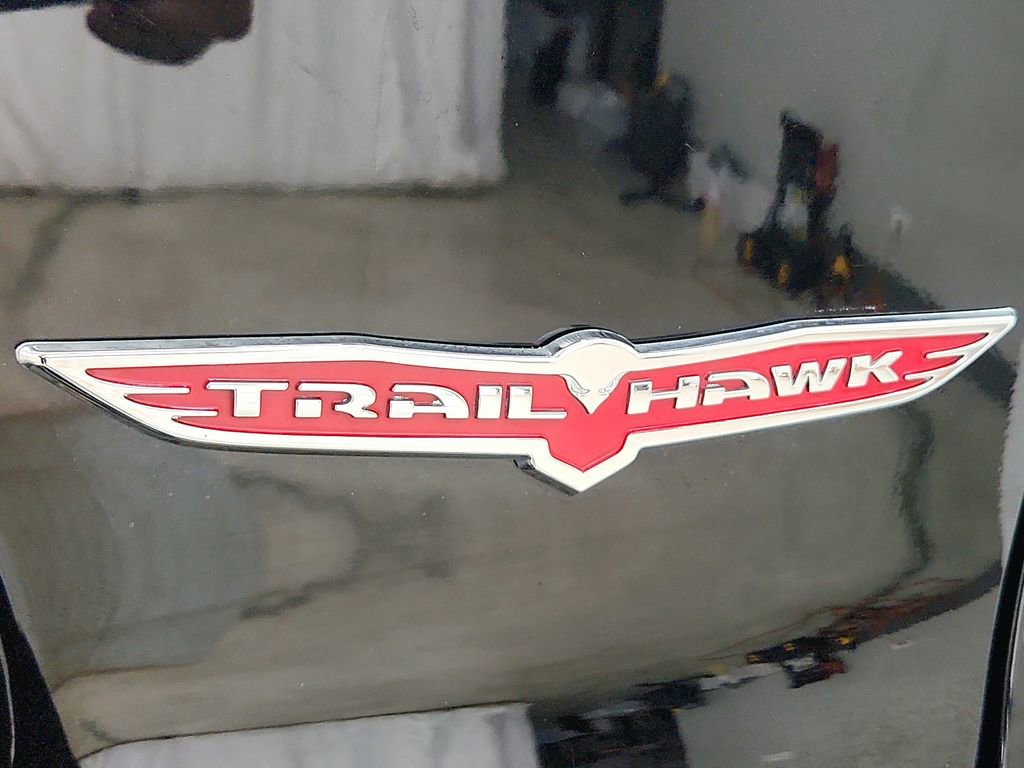 Used 2022 Jeep Cherokee Trailhawk w/ Trailer Tow Group image 35