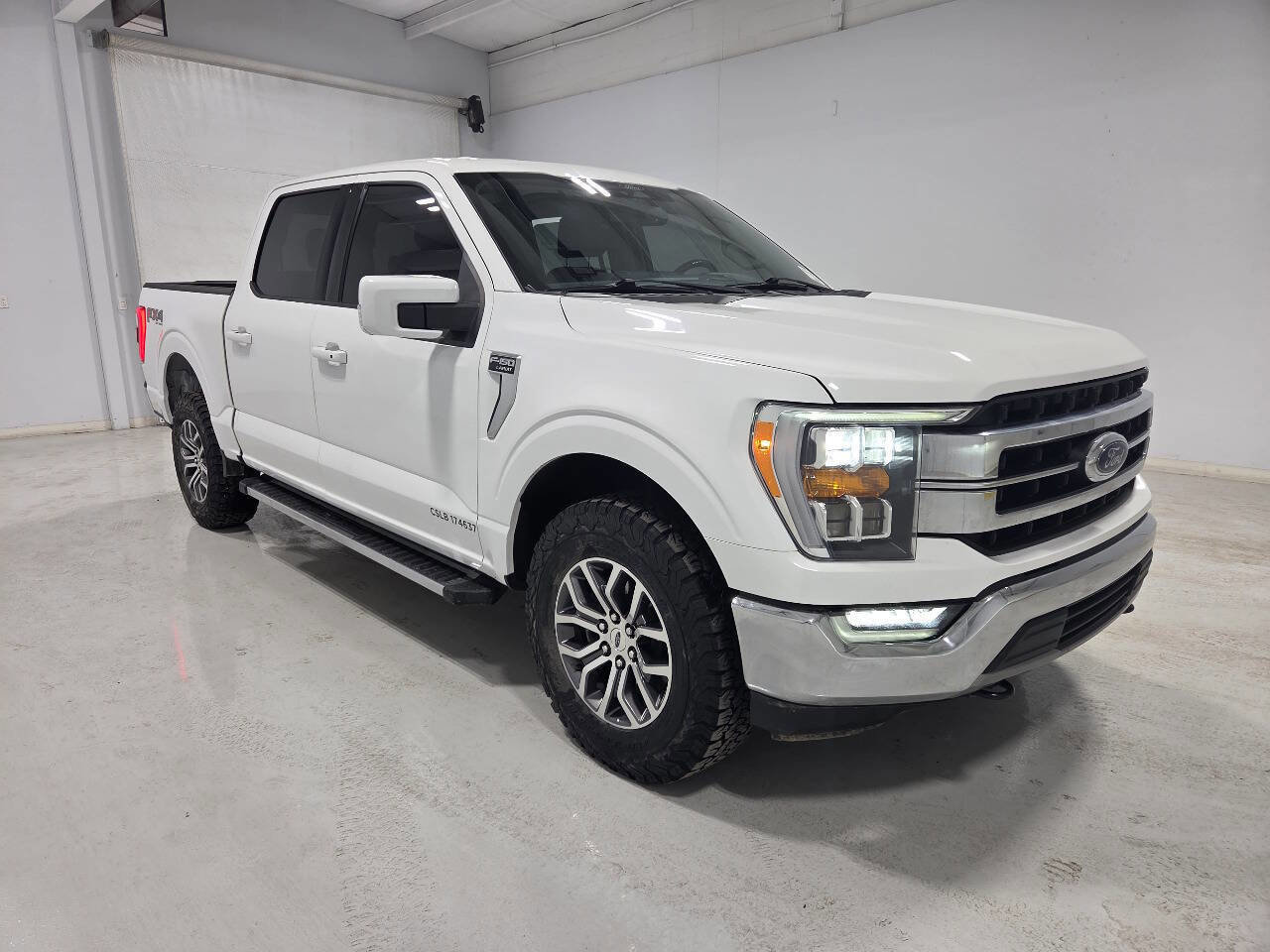 Used 2021 Ford F150 Lariat w/ FX4 Off-Road Package AWD/4WD image 1