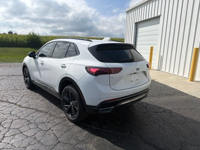 Used 2024 Buick Envision Sport Touring AWD/4WD image 3