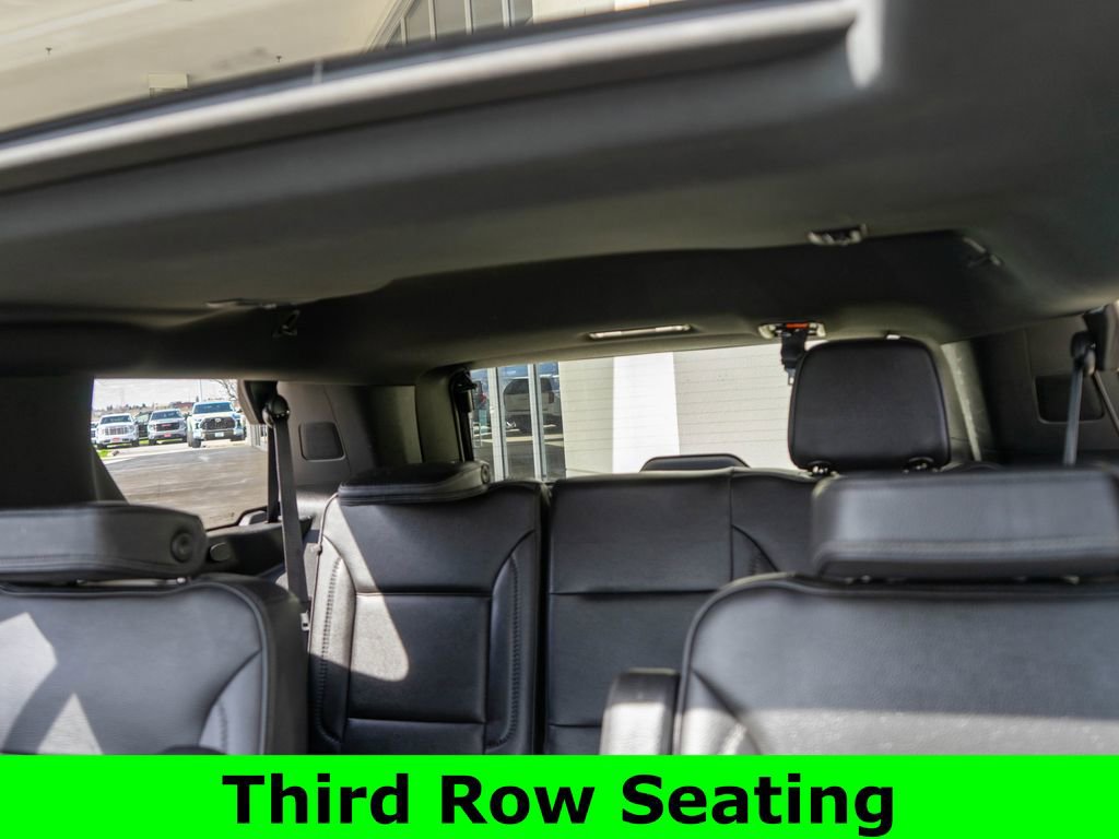 Used 2021 GMC Yukon Denali w/ Denali Premium Package AWD/4WD image 13