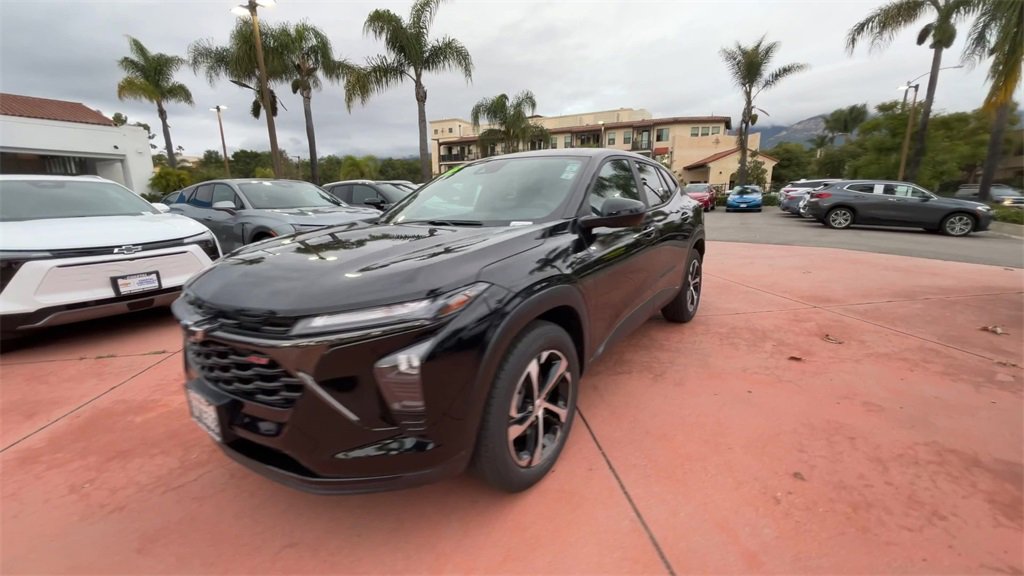 Used 2024 Chevrolet Trax RS w/ Driver Confidence Package image 4