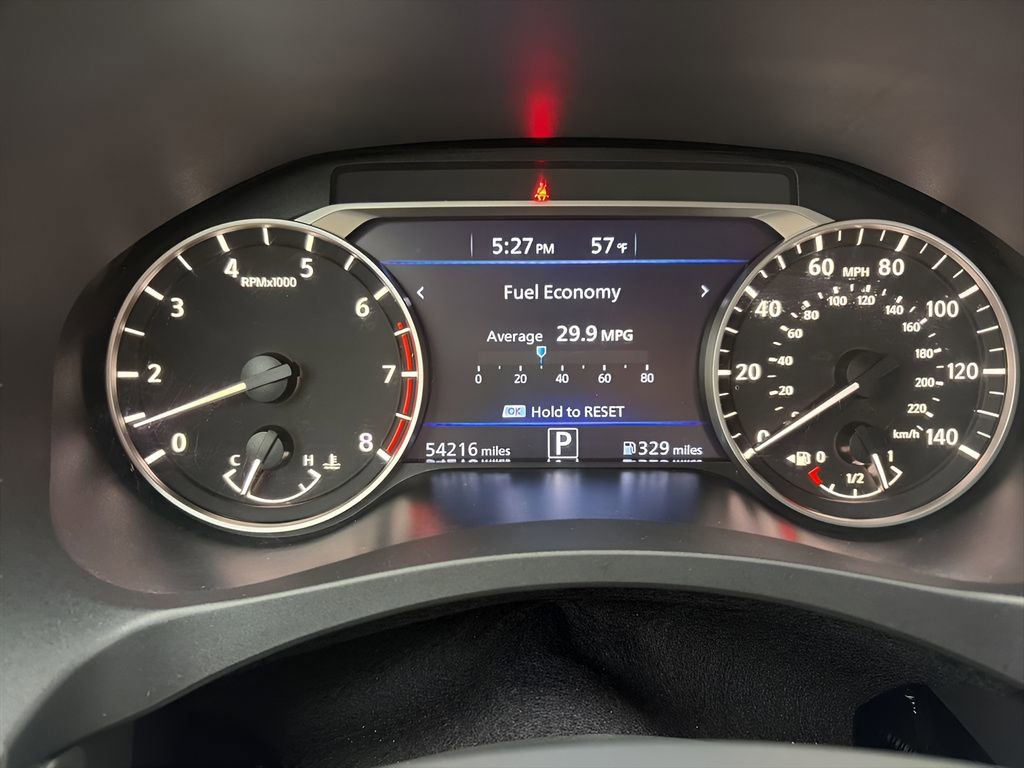 Used 2025 Nissan Altima 2.5 SR FWD image 11