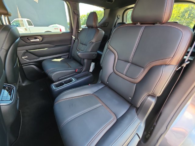 New 2026 Nissan Armada SL w/ Captain's Chari Seat Package AWD/4WD image 22