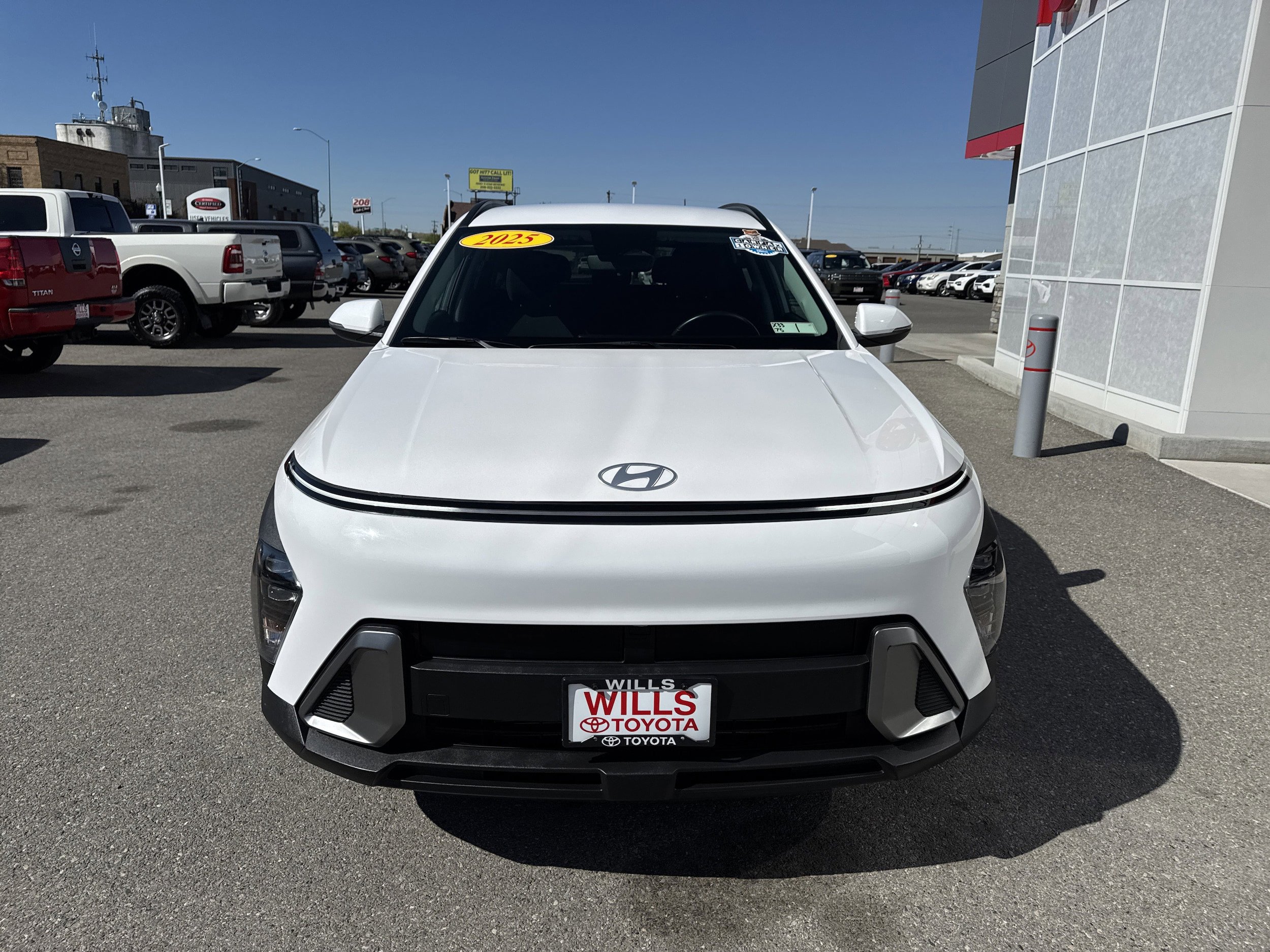 Used 2025 Hyundai Kona SEL AWD/4WD image 5