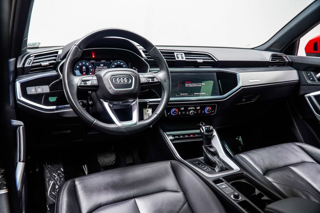 Used 2025 Audi Q3 2.0T Premium AWD/4WD image 17