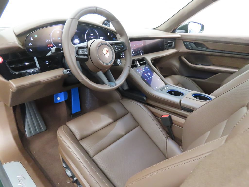 New 2026 Porsche Taycan 4S AWD/4WD image 4