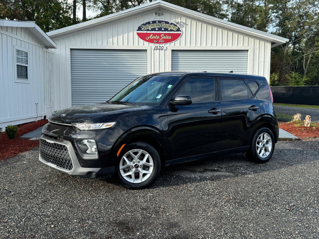 Used 2020 Kia Soul S FWD image 1