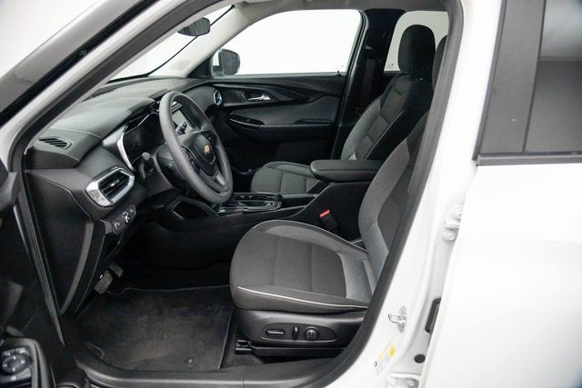 Used 2023 Chevrolet TrailBlazer LT image 23