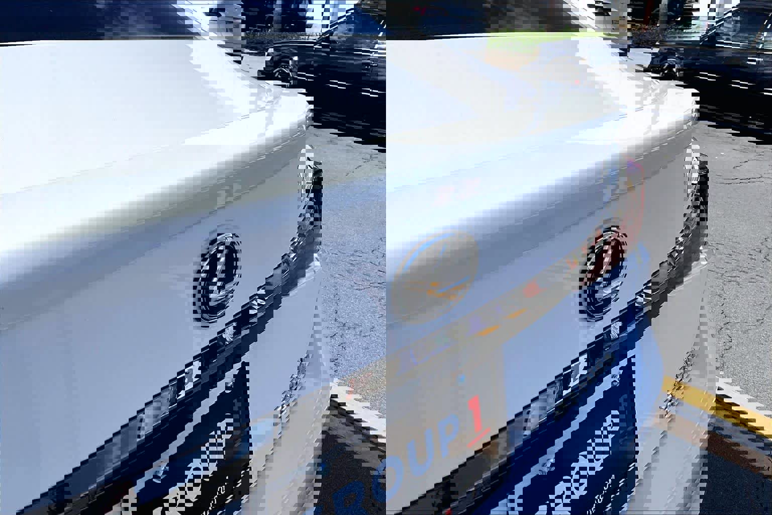 Used 2025 Lexus ES 300h F Sport w/ Accessory Package (Z1) image 31