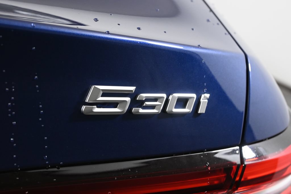 Used 2026 BMW 530i xDrive AWD/4WD image 37