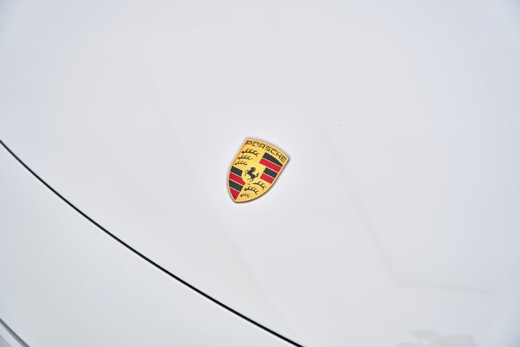 Used 2020 Porsche Taycan Turbo AWD/4WD image 19