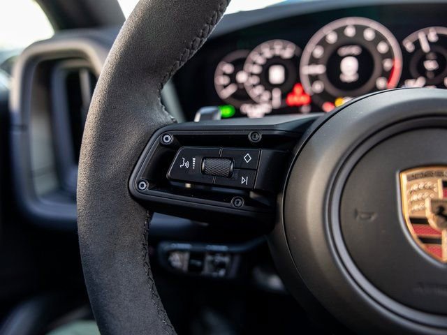 New 2026 Porsche Cayenne GTS image 28