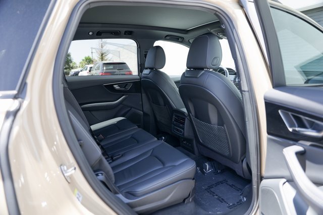 Used 2025 Audi Q7 3.0T Premium Plus w/ Premium Plus Package image 24