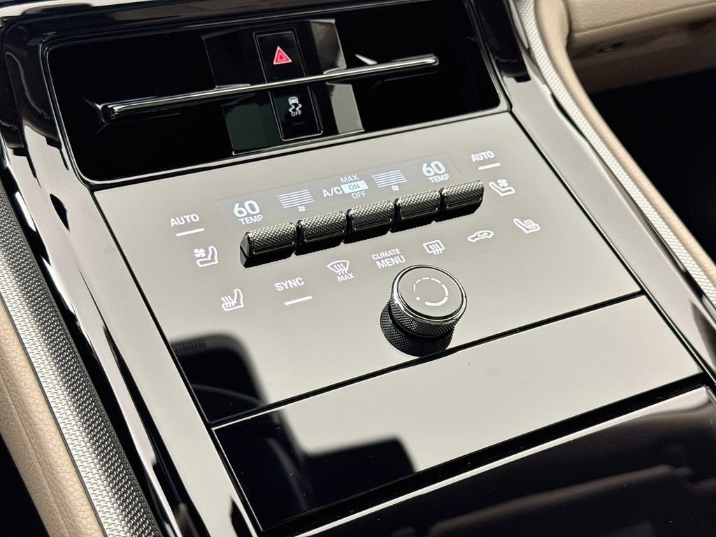 New 2026 Porsche Panamera RWD image 21