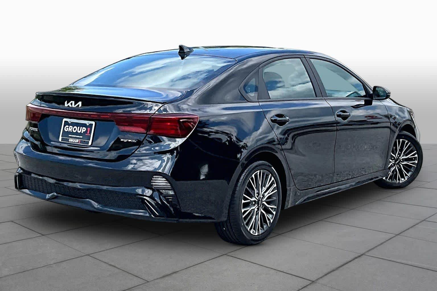 Used 2023 Kia Forte GT-Line FWD image 13
