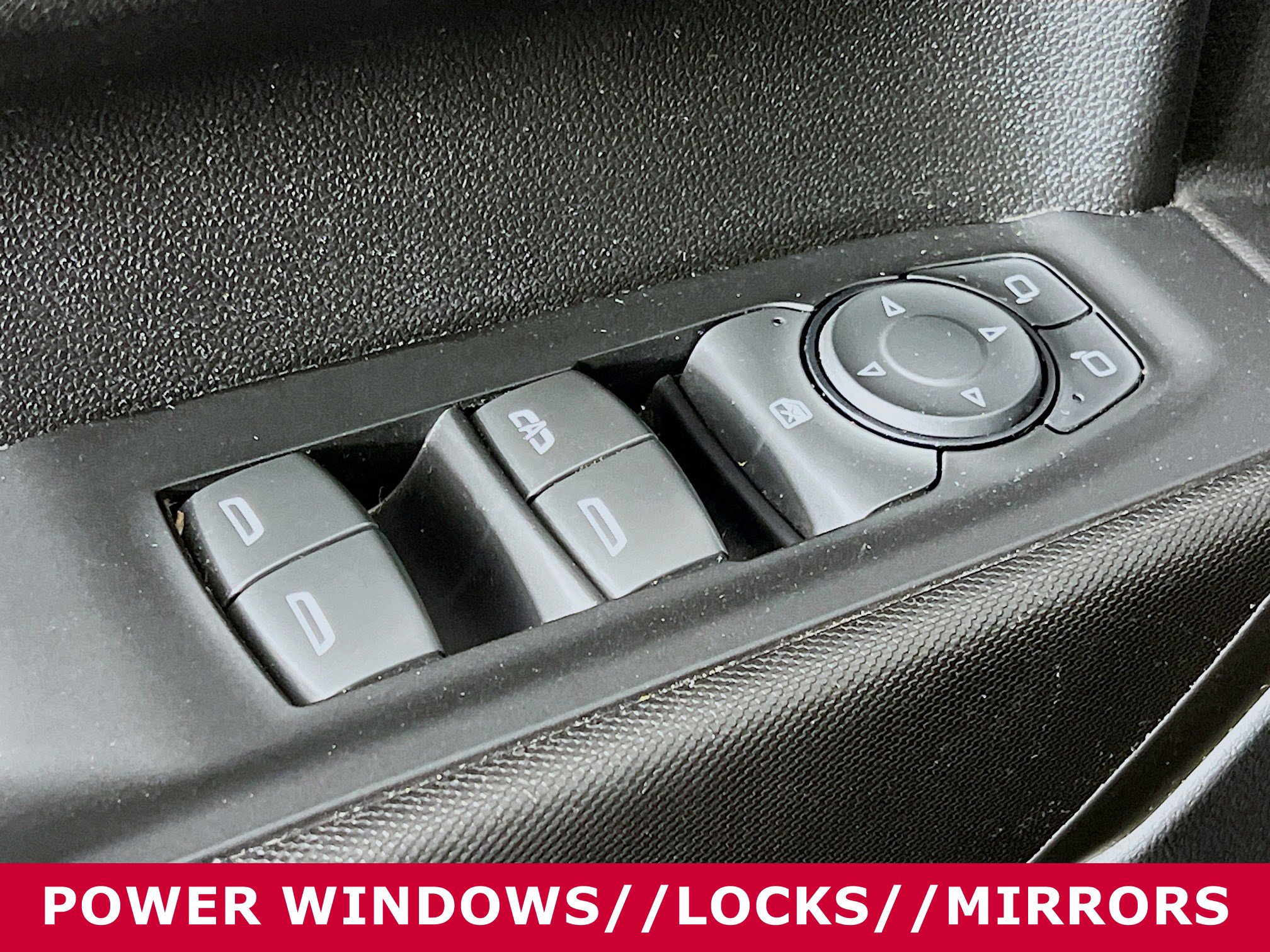 Used 2022 Chevrolet Silverado 1500 Custom image 17