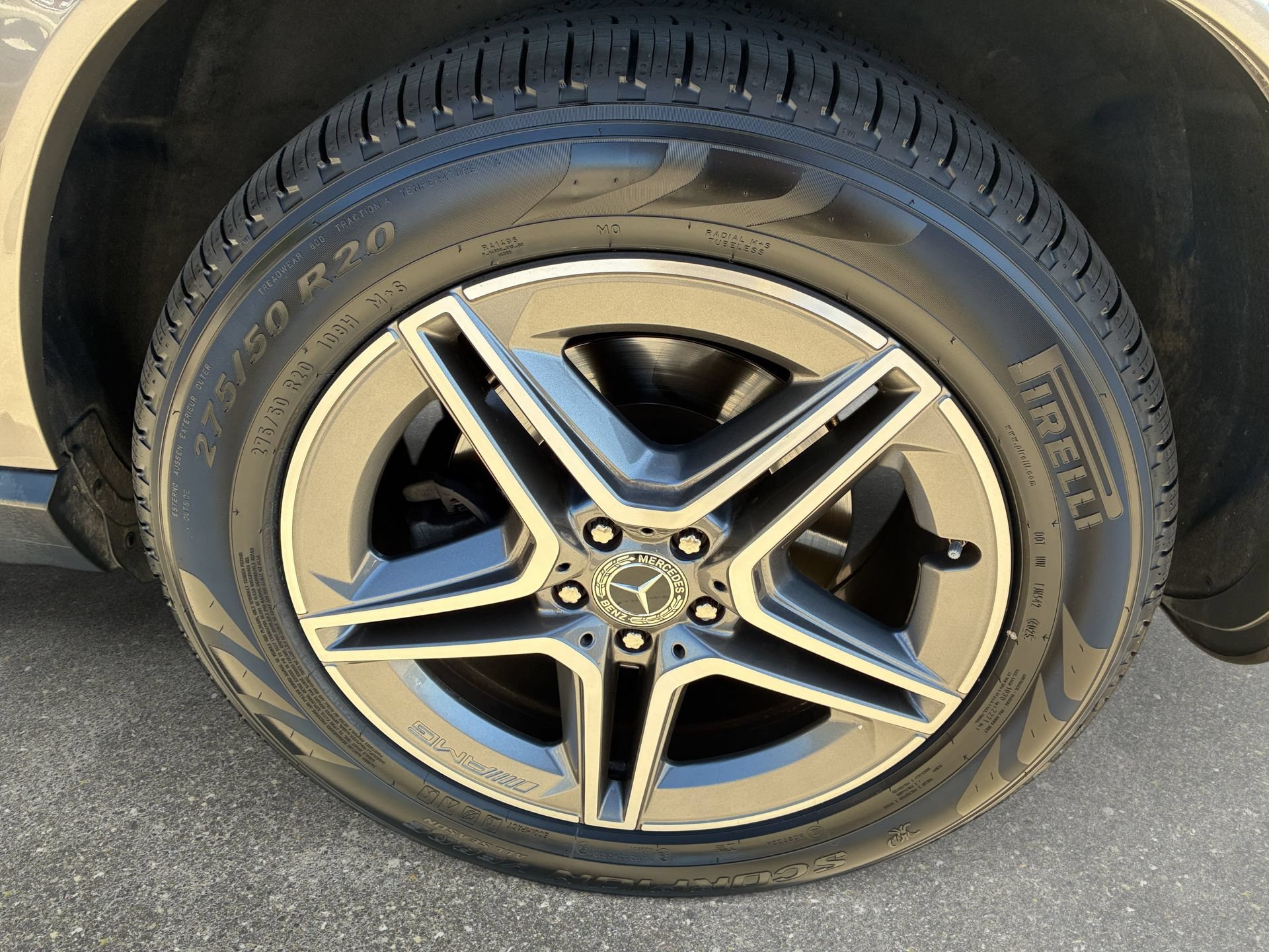 Used 2021 Mercedes-Benz GLE 580 4MATIC image 32