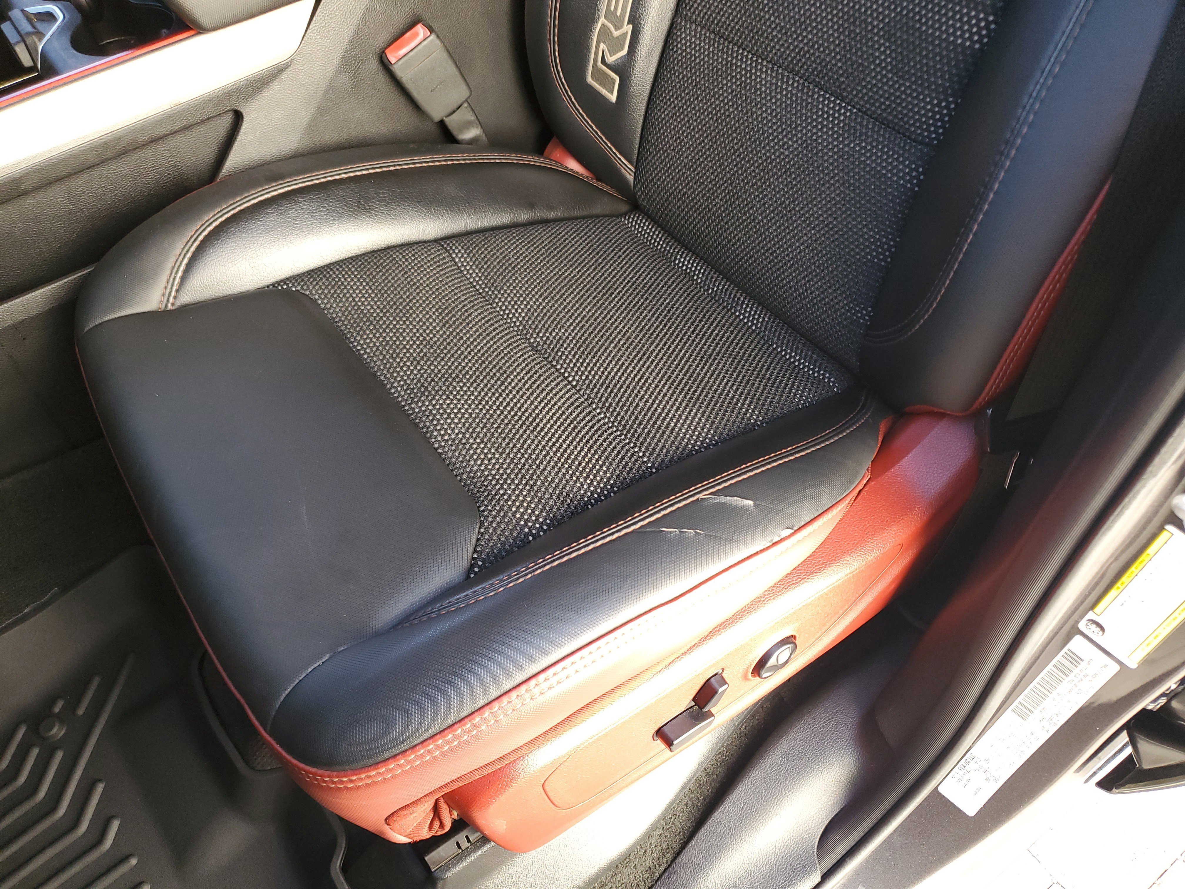 Used 2019 RAM 1500 Rebel image 20