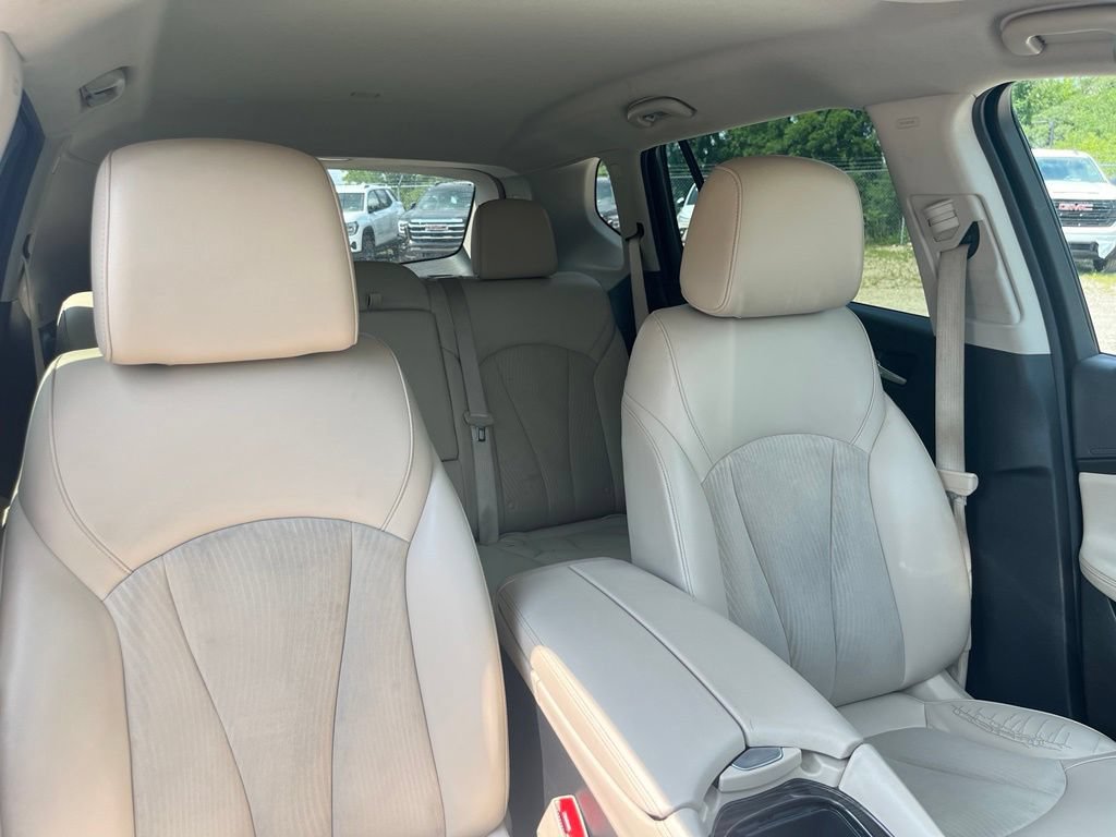 Used 2020 Buick Envision Preferred FWD image 36