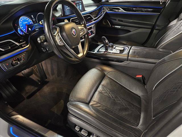 Used 2018 BMW ALPINA B7 xDrive AWD/4WD image 10