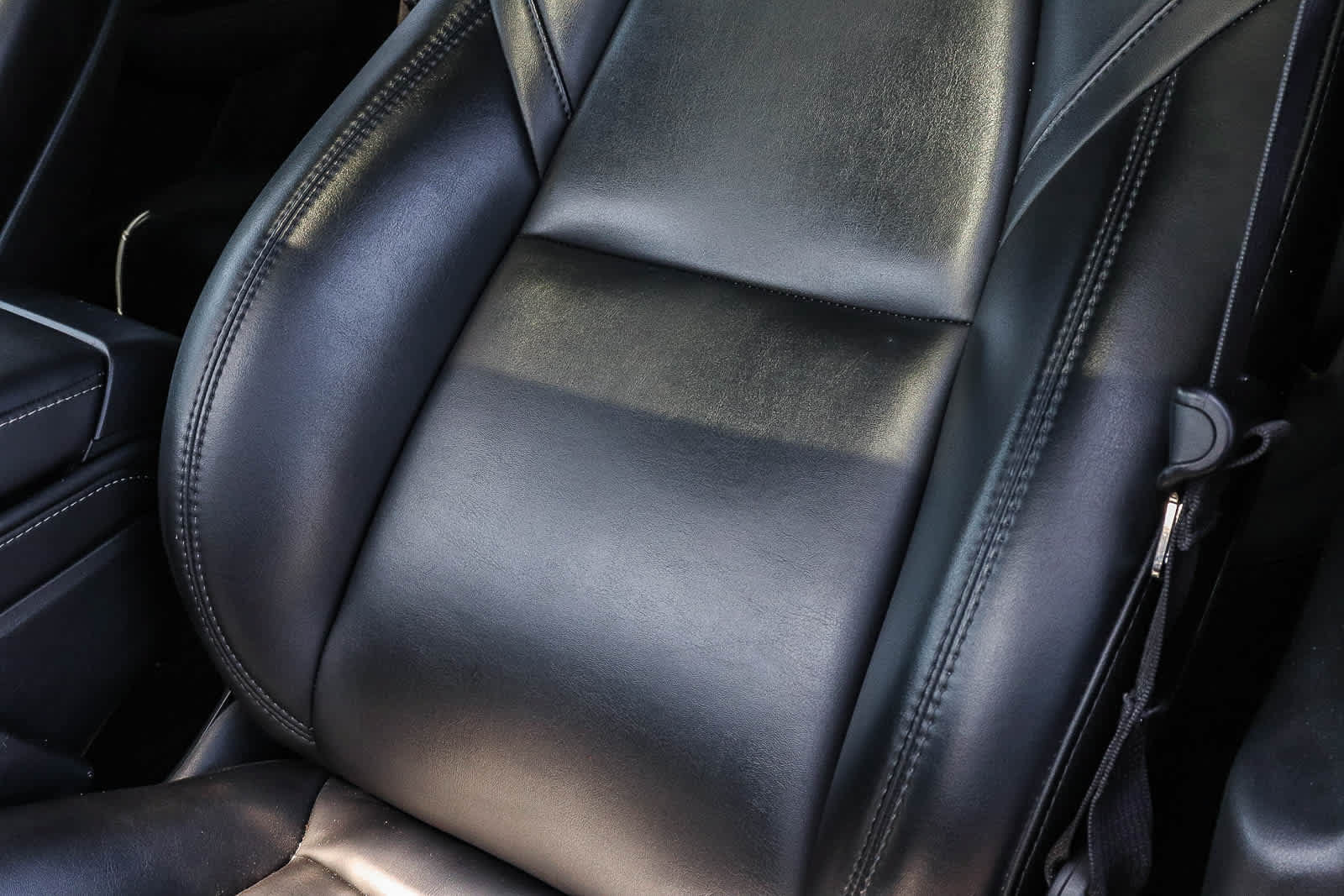 Used 2023 Tesla Model Y 2WD image 23
