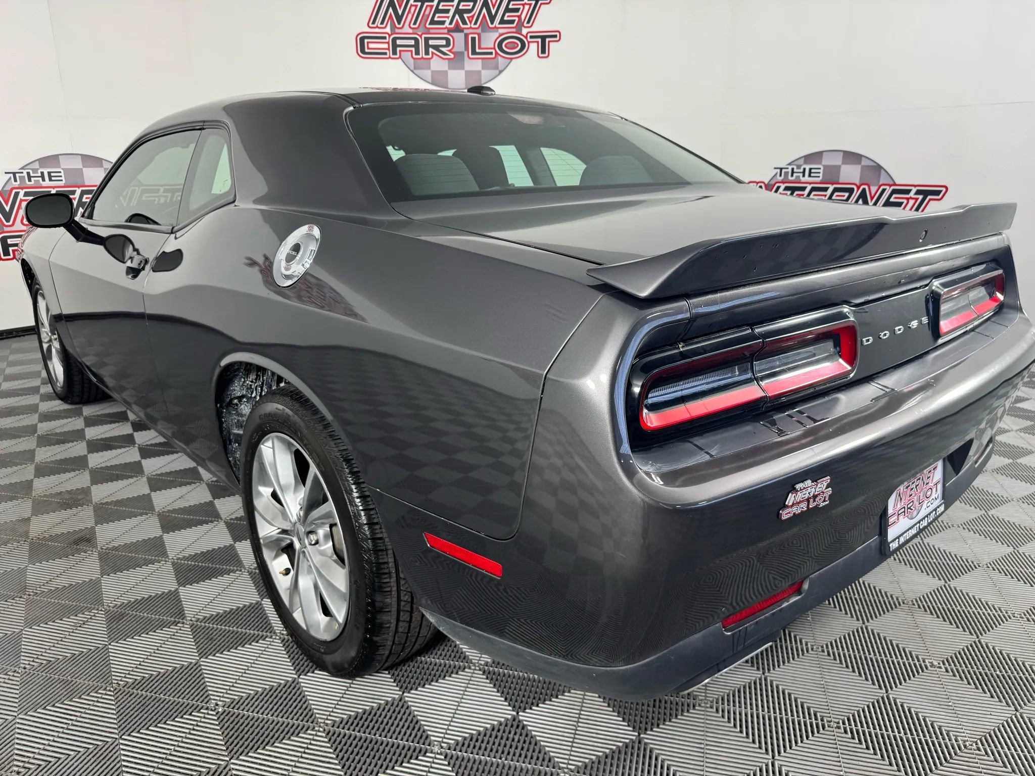 Used 2021 Dodge Challenger SXT image 25