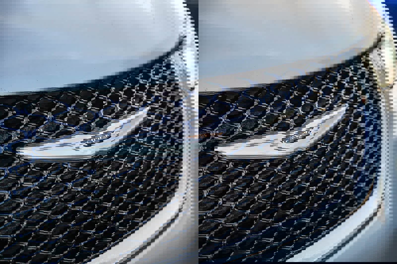 Used 2023 Chrysler Pacifica Limited image 5