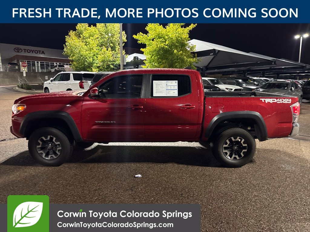 Used 2022 Toyota Tacoma TRD Off-Road AWD/4WD image 5