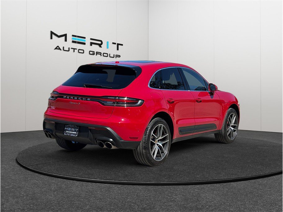 Used 2023 Porsche Macan S AWD/4WD image 9