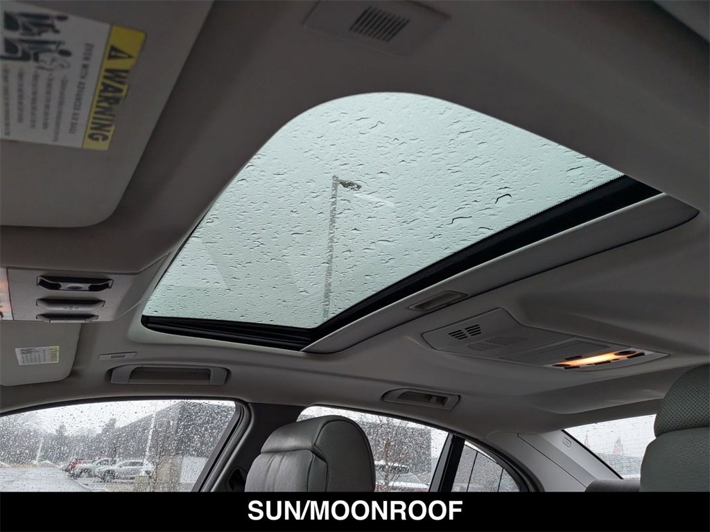 Used 2006 BMW 750i image 2